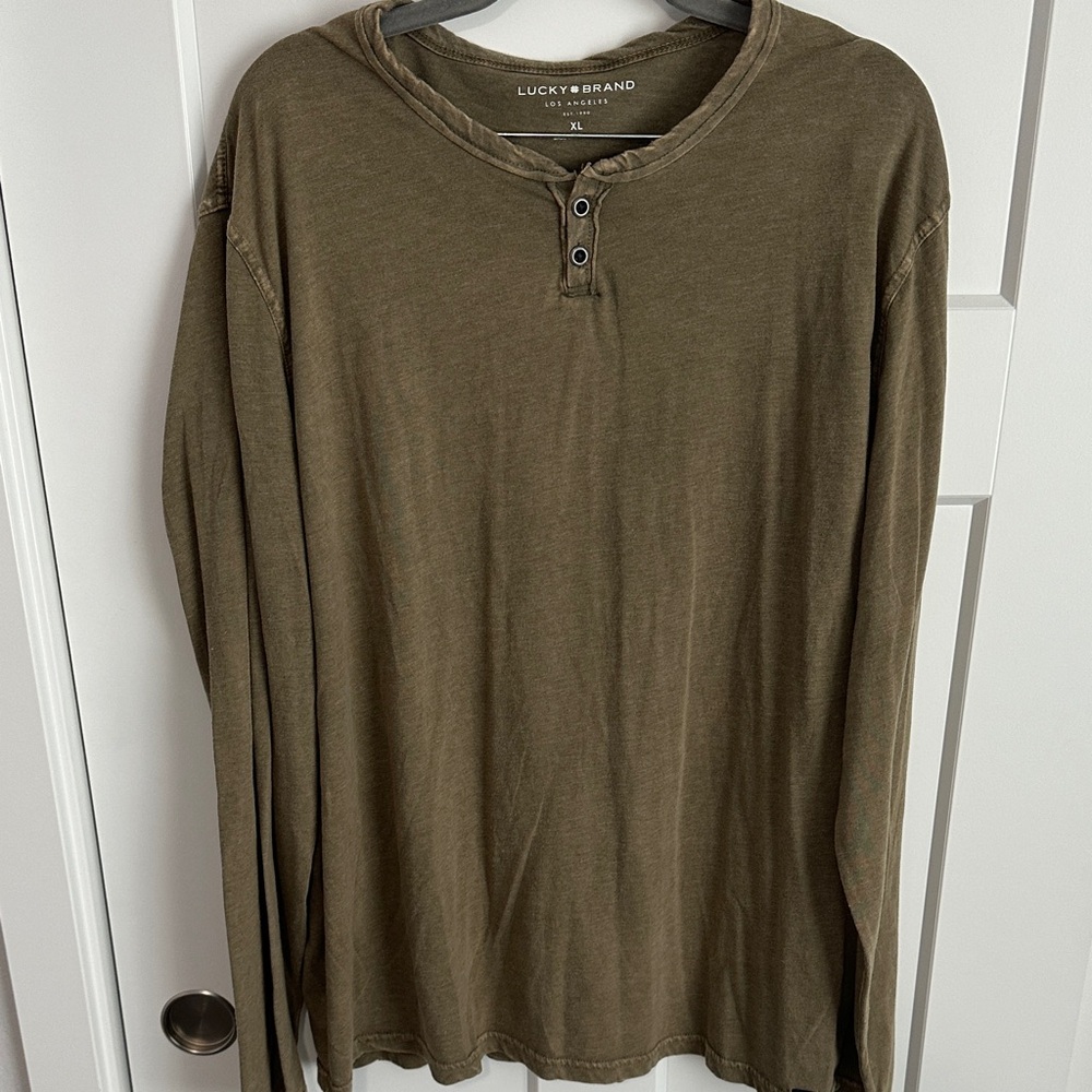 Lucky Brand Men's Khaki Long Sleeve Henley